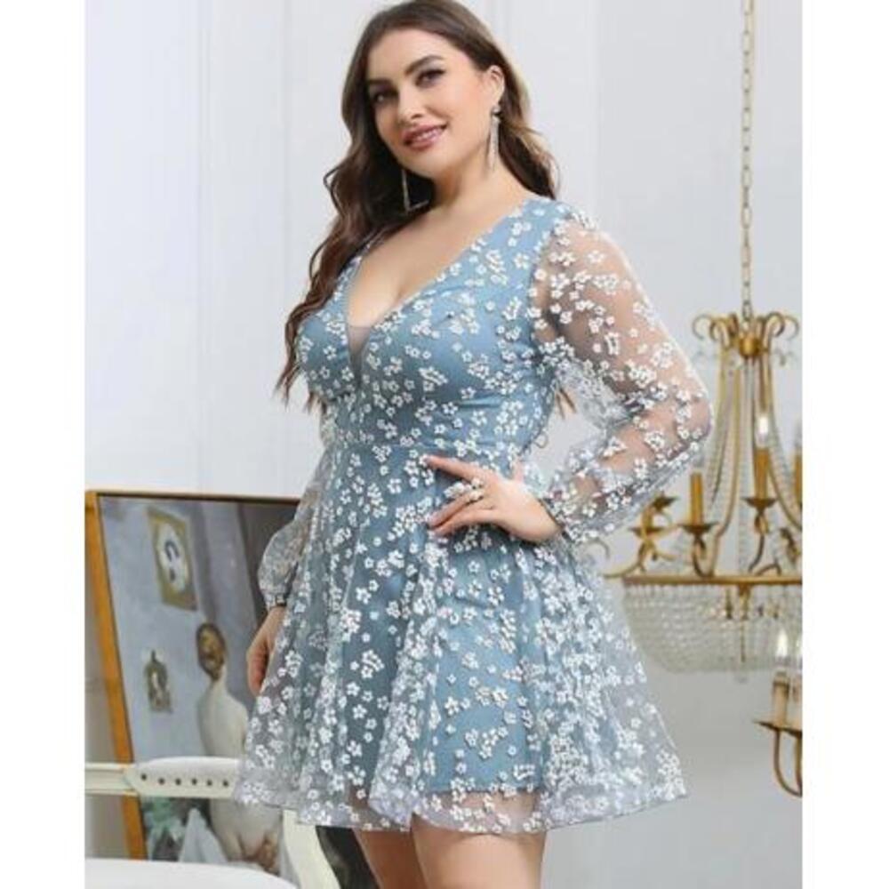 Adorable Flirty “Daisy” Dress, 4X, EUC
